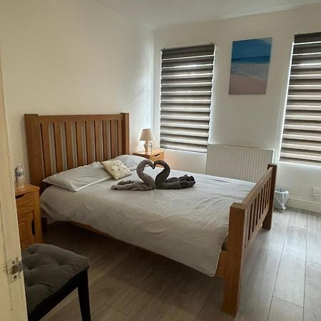 Eejs Modern London 3 Bed Flat Near Crystal Palace Stadium - Great Transport Links Norwood Екстериор снимка