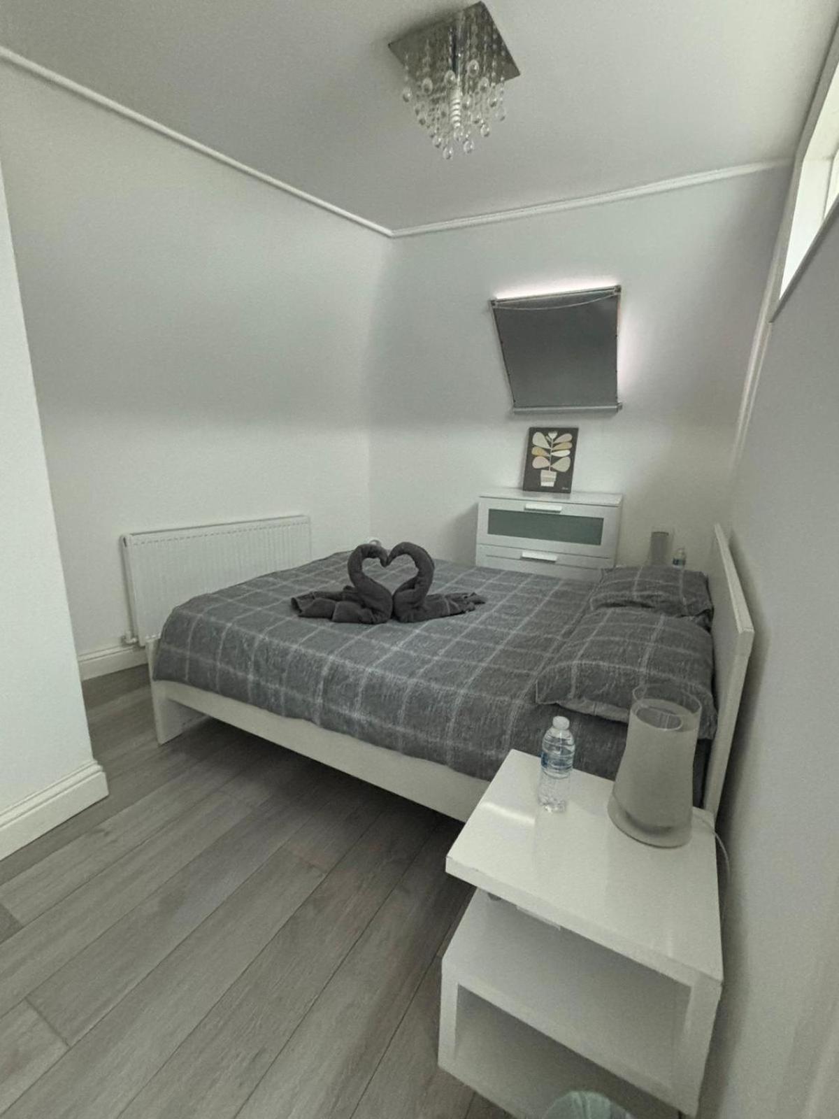 Eejs Modern London 3 Bed Flat Near Crystal Palace Stadium - Great Transport Links Norwood Екстериор снимка